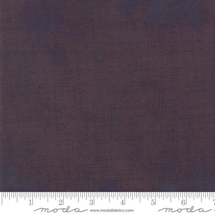 Dauphine • 30150 61 | Grunge by Basic Grey