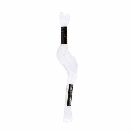8m Skein Vivid White Cosmo Cotton Embroidery