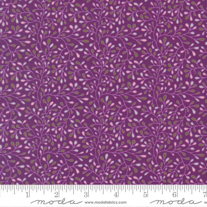 Plum - 14137 15 • Floral Fondant