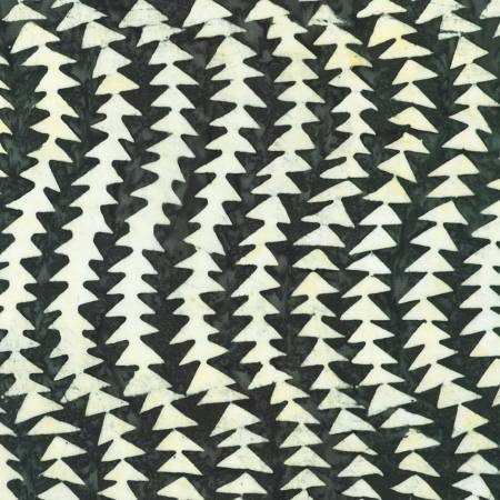 Striped Triangles - Black • Concerto