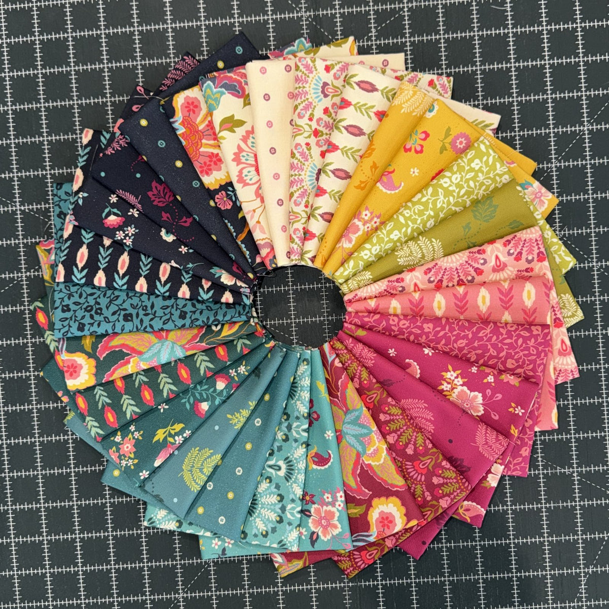 Sitara 28 FQ Bundle • Crystal Manning