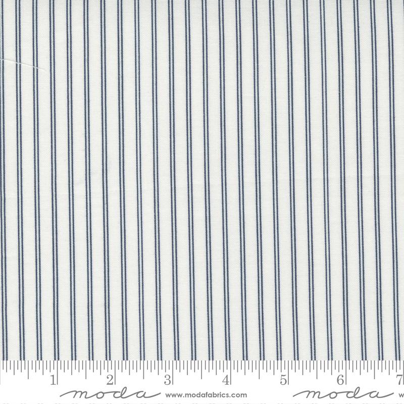 Cream Navy - 55267 11 • Nantucket Summer