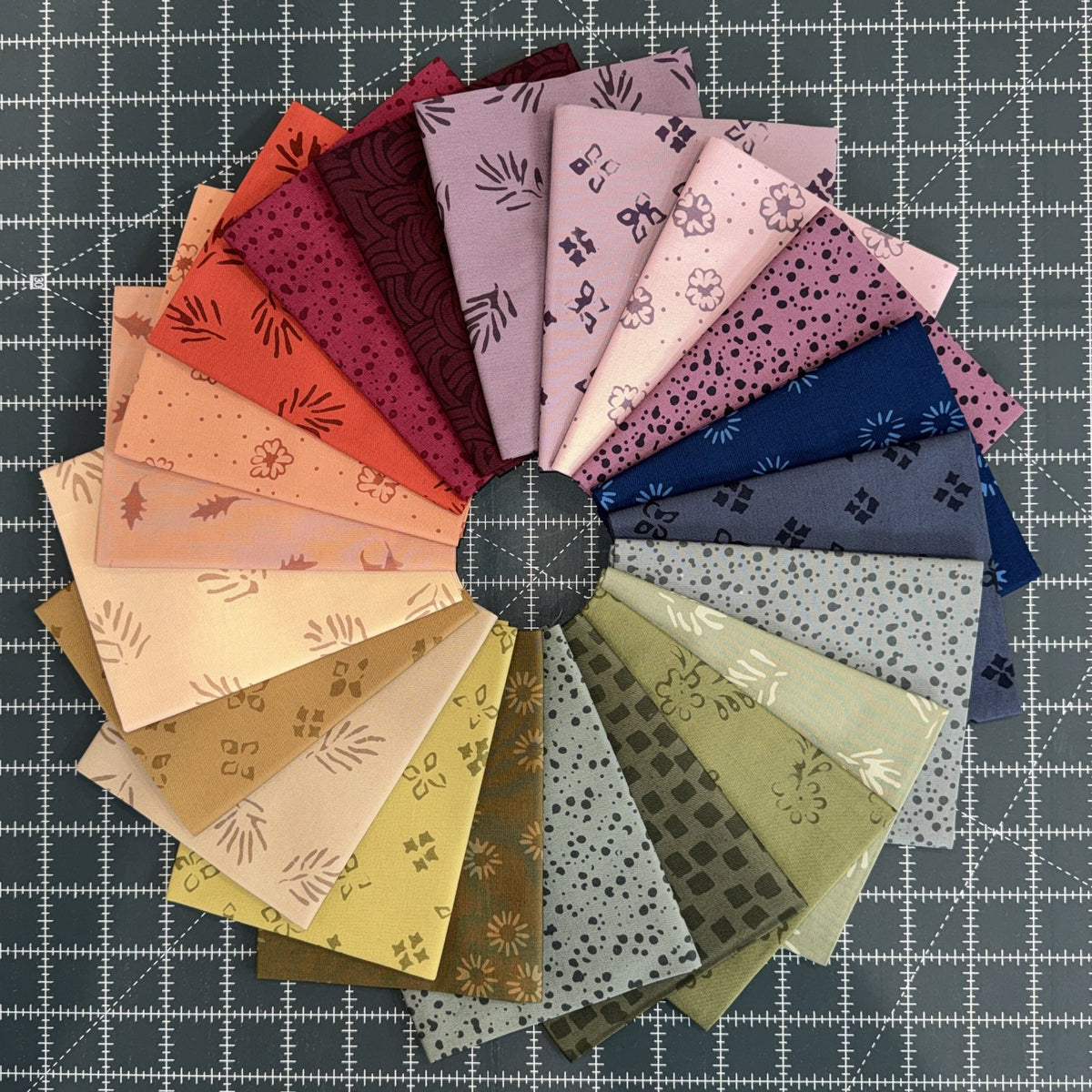 Simply Primitive • Prints - Fat Quarter Bundle 21 ct.