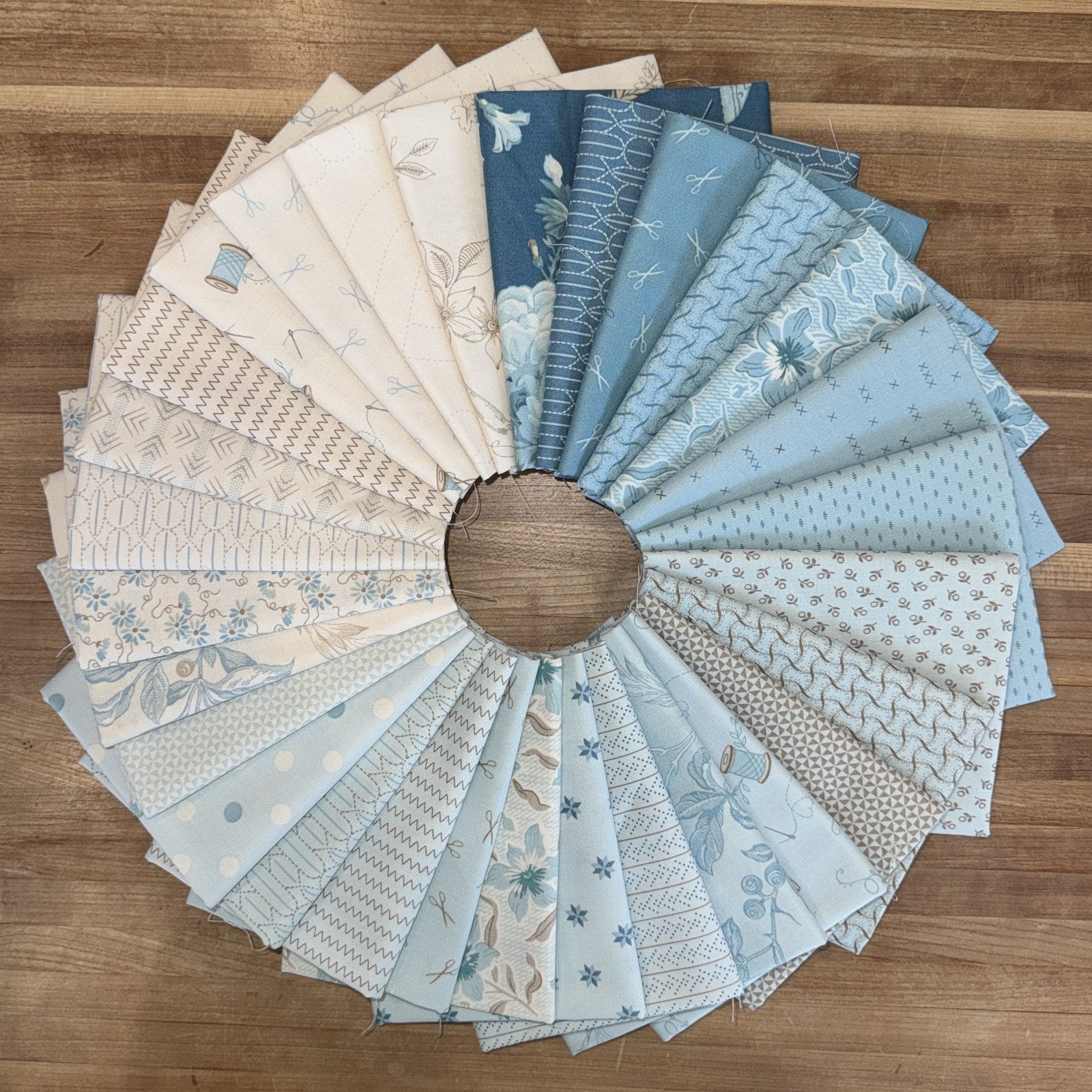 Sewing Bird - Petite 29ct. Fat Quarter Bundle • Laundry Basket Quilts