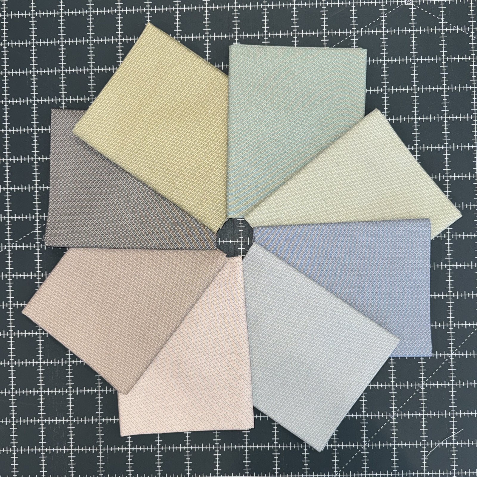 Poppy Seed Cool 8 FQ Bundle • Tilda Fabrics