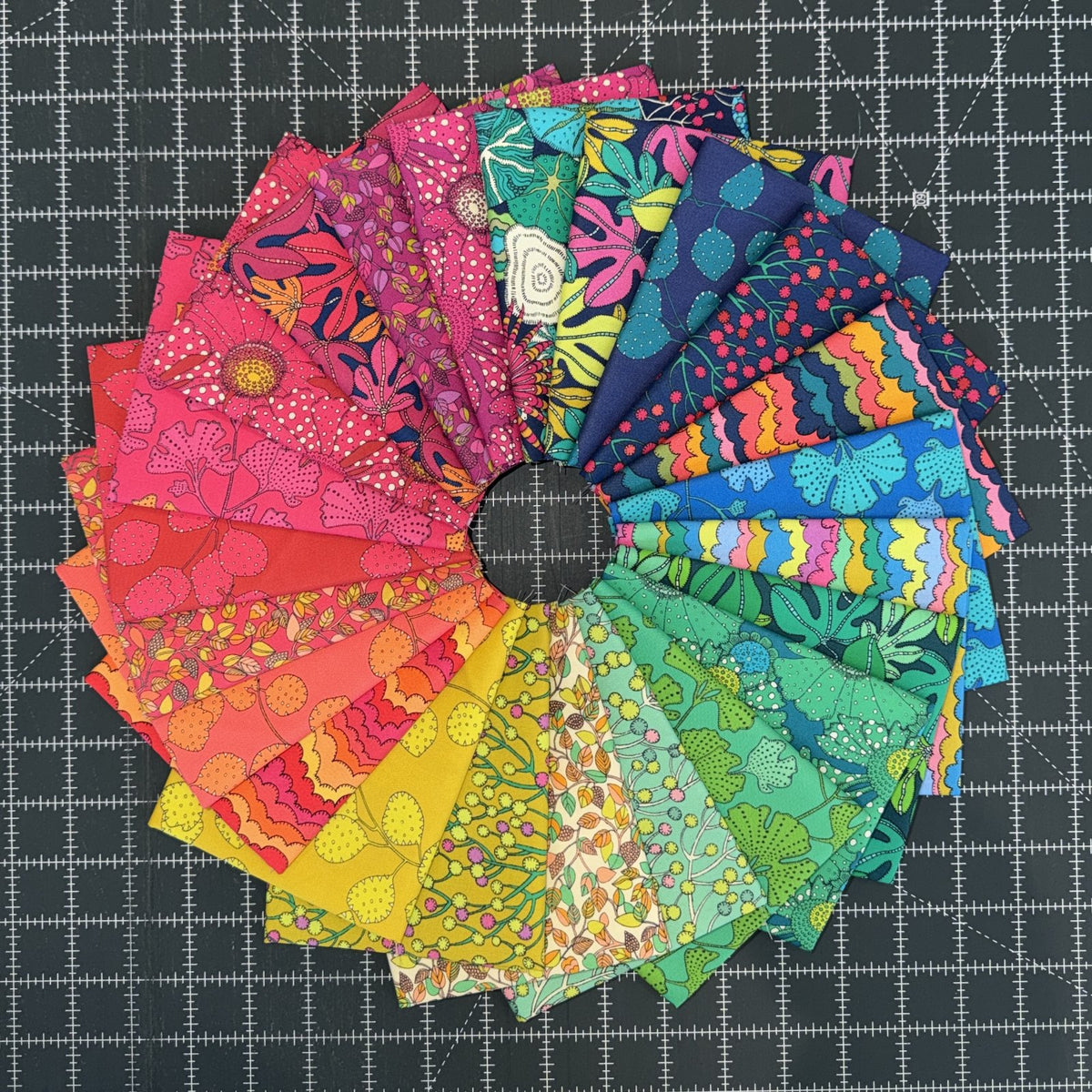 Sunshine & Foliage Petite 23 FQ Bundle • Sally Kelly
