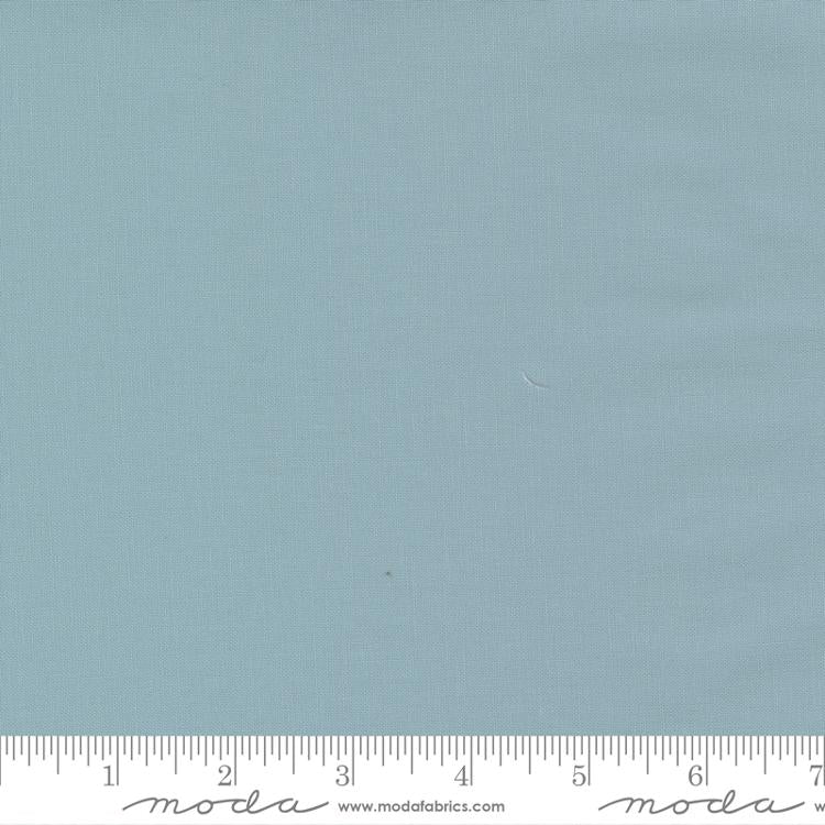 Storm - 9900 402 • Bella Solids